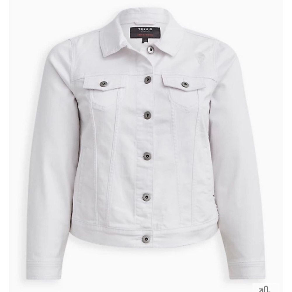 TORRID SIZE 5 WHITE DESTRUCTED CROPPED DENIM TRUCKER JACKET 5X WOMENS PLUS SIZE
